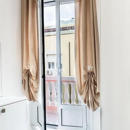 Nue Гостевой дом 3*